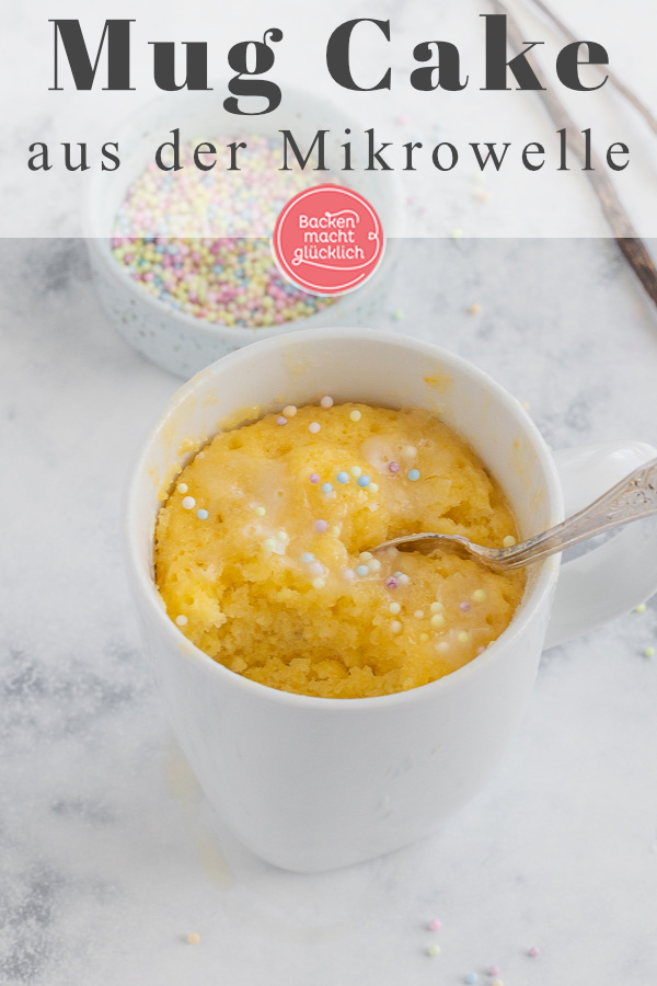Nur 5 Minuten Zeit, aber akute Lust auf Kuchen? Dann kommt dieses vielfältige Grundrezept für Mug Cakes genau recht!